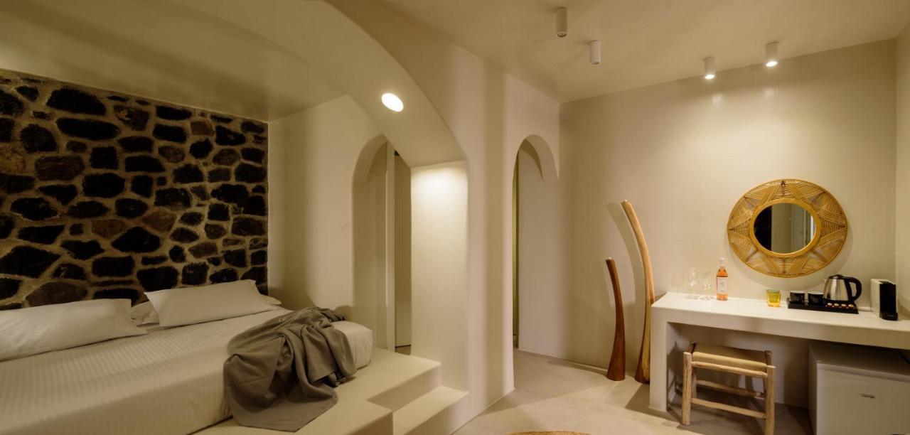 Terra Blanca Suites Imerovígli Eksteriør bilde